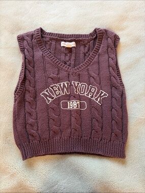 Aeropostale New York 1987 Cable Knit Sweater Vest Brown Size XS stretchy